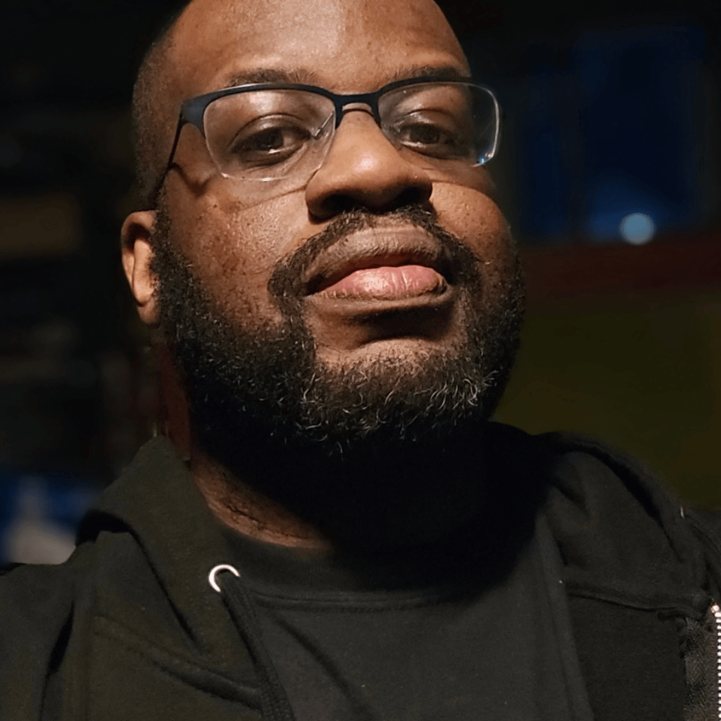 The profile image for 37564recs
