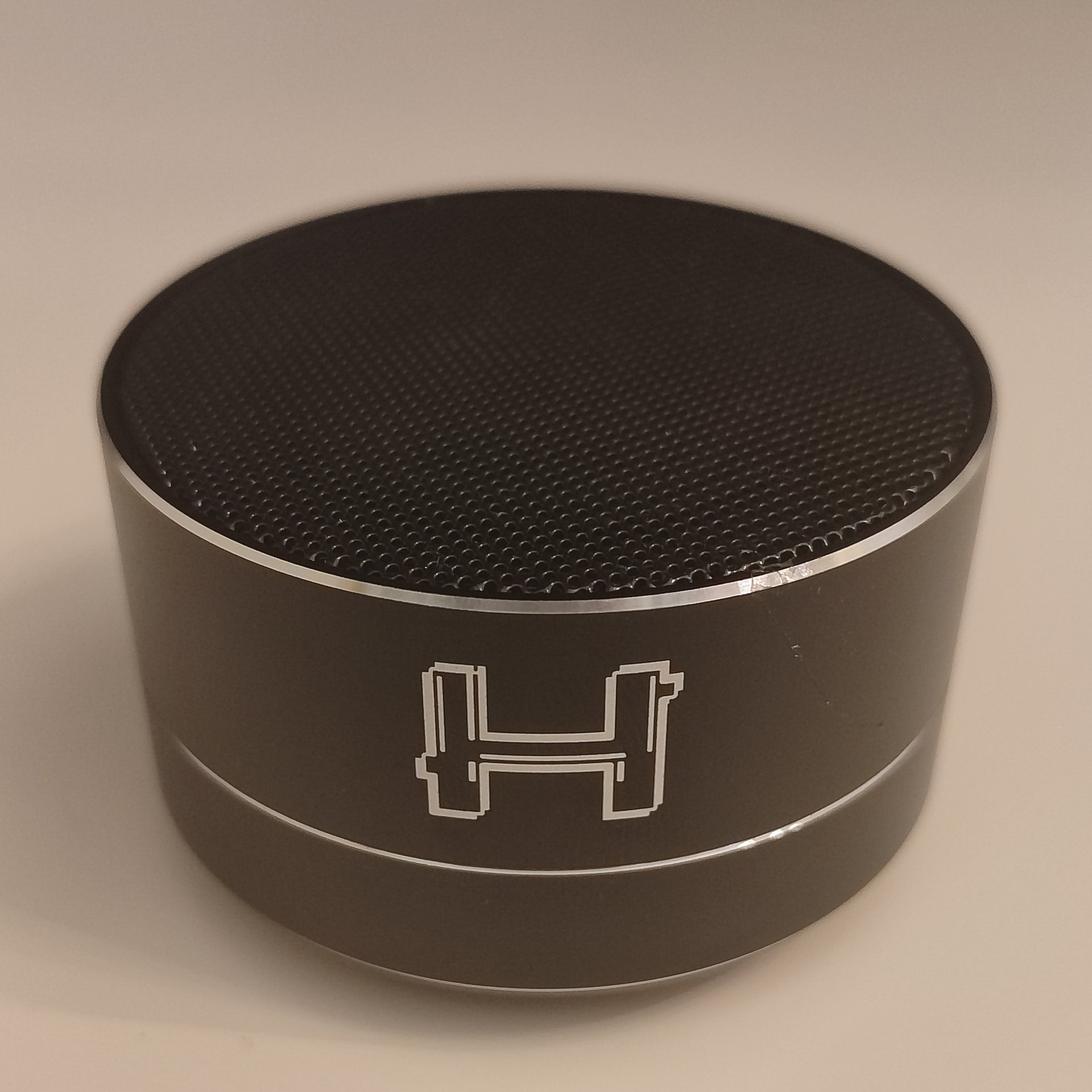 Harbiter custom mini bluetooth speaker